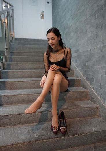 与君初相识恰似故人归
