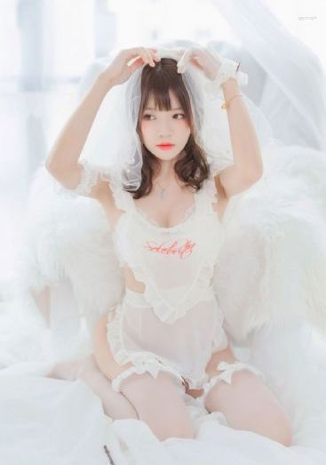 美女扒开腿男人爽桶