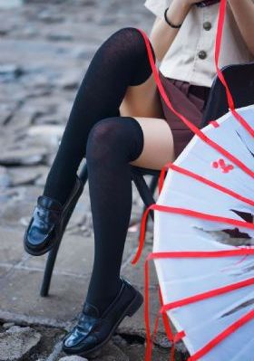 两女一杯在线观看
