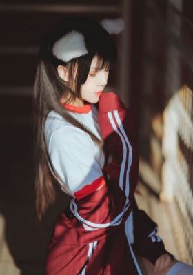 新任女教师