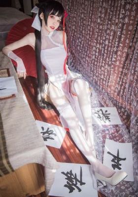 她在丈夫面前被甩了